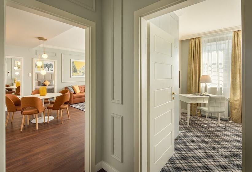 Люкс, Mamaison Residence Izabella Budapest