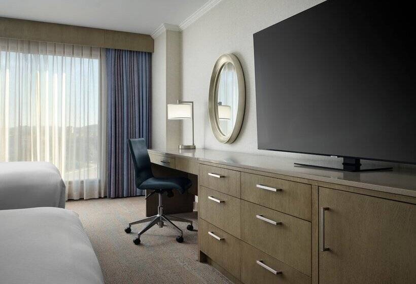 디럭스 룸, Doubletree By Hilton Irvine   Spectrum