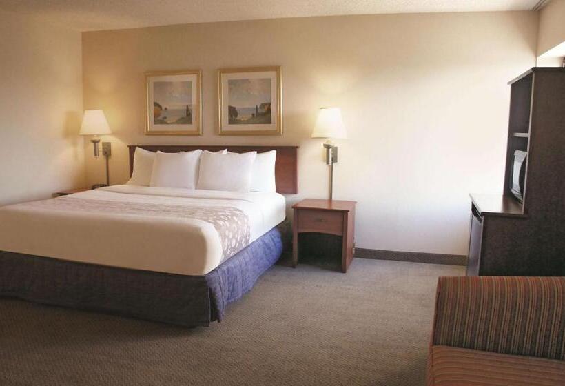 이그제큐티브 룸 킹사이즈 침대, La Quinta By Wyndham El Paso West Bartlett