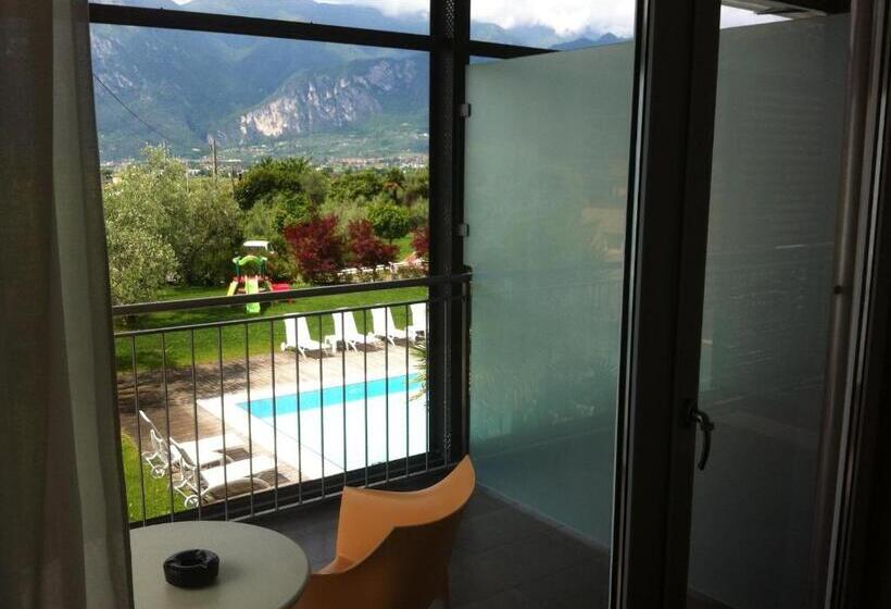 Номер Стандарт с Балконом, Park Hotel Il Vigneto