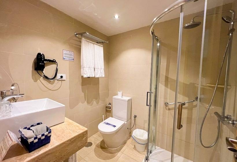 Номер Deluxe, La Aldea Suites