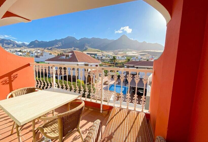 Полулюкс, La Aldea Suites