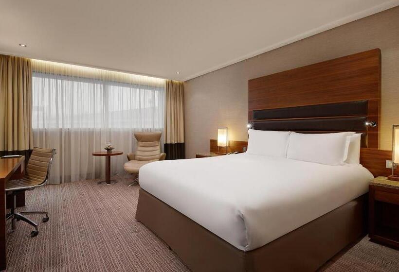 Номер Superior Кровать Кинг, Sofitel London Heathrow