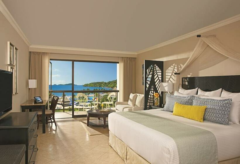 带大床的俱乐部房间, Dreams Playa Bonita All Inclusive