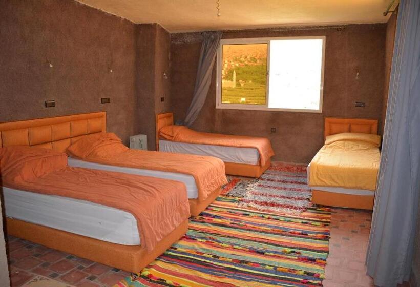 اتاق استاندارد چهار تخته, Riad Dar Tagine