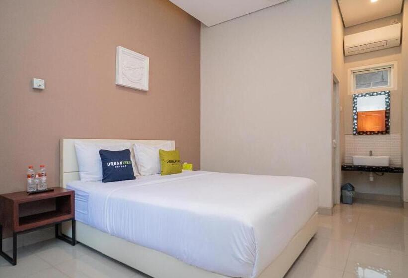 اتاق اکونومی, Urbanview Hotel Bubusini Batu By Reddoorz