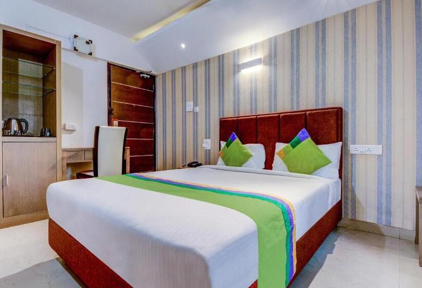 Habitació Deluxe, Treebo Iris Suites