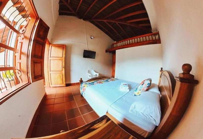 Номер Стандарт, La Casa De Las Flores Hostal