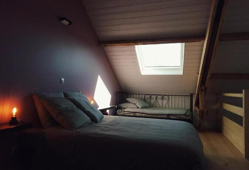 Семейный Номер, Chambres D'hôtes Quatre Mains