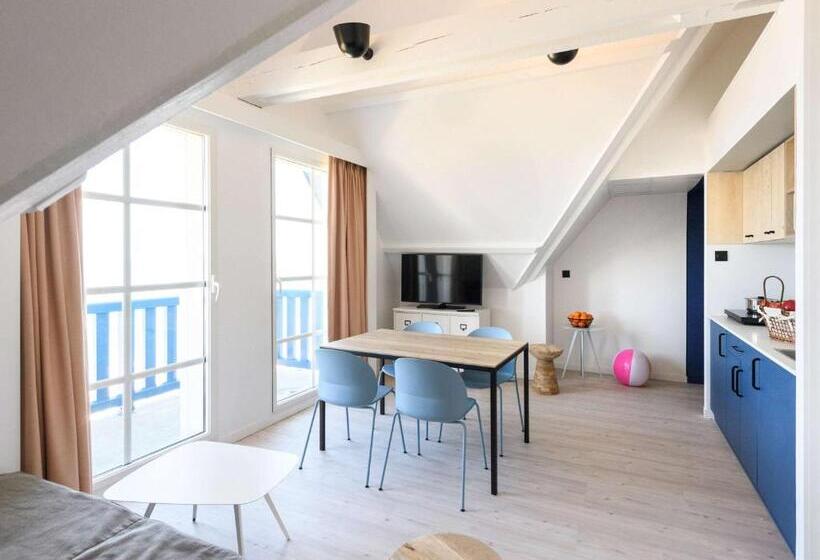 Апартаменты 1 Спальня Вид на Море, Ibis Styles Deauville Villers Plage