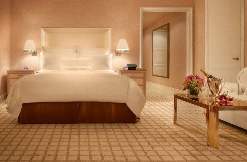 اتاق لوکس با چشم‌انداز شهر, Wynn Macau