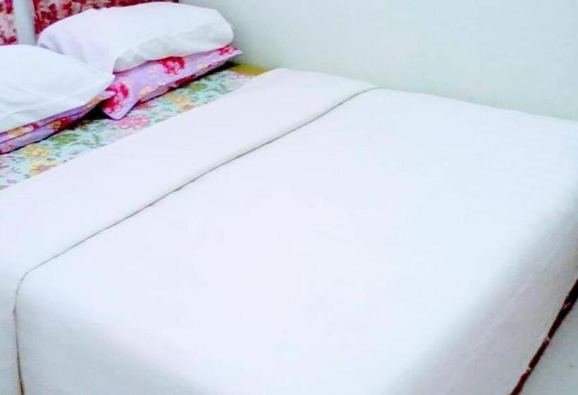 스탠다드 발코니 룸, Daisyinn Budget Hotel Kuala Terengganu