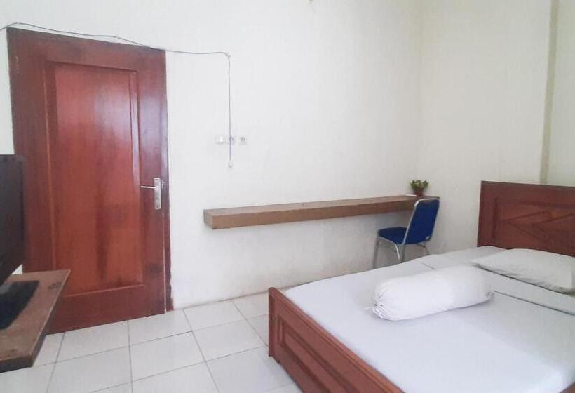 Standard Enkelrum, Reddoorz Syariah At Penginapan Sederhana Palembang