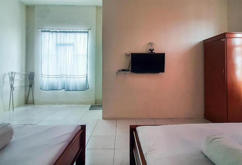 Familjerum, Reddoorz Syariah At Penginapan Sederhana Palembang