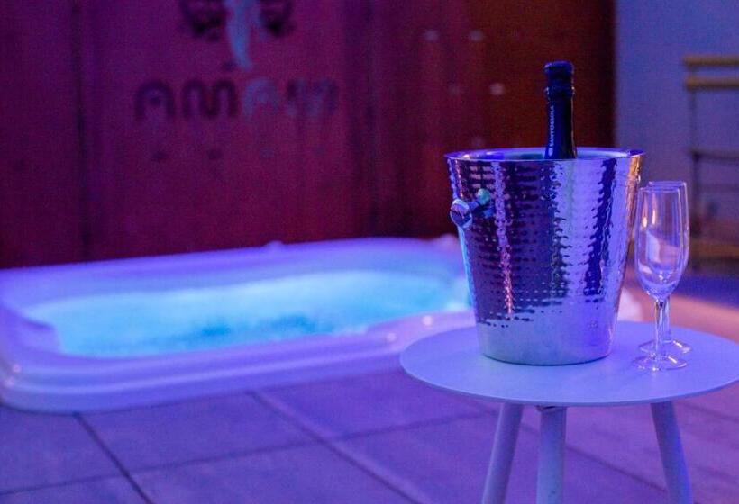 Junior Suite z Hydromasażem, Pachamama