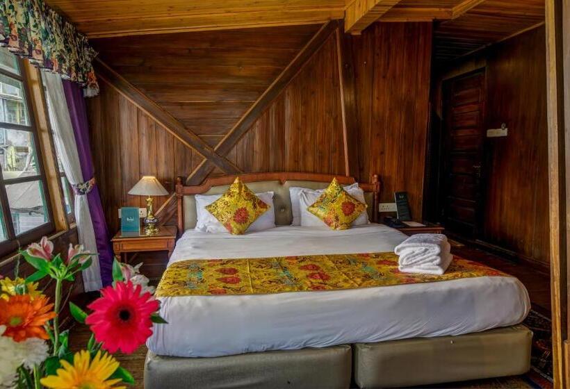 סוויטה, Muscatel Himalayan Resort   400 Mts From Mall Road