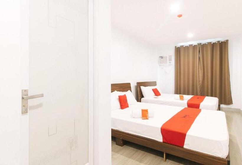 Семейный Номер, Reddoorz Near Zobel Roxas St
