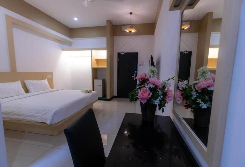 标准间, Scott Service Suites