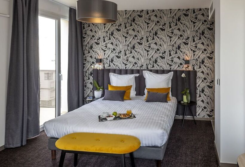 Студия Стандарт, Nemea Appart Hotel Europe Velizy Villacoublay