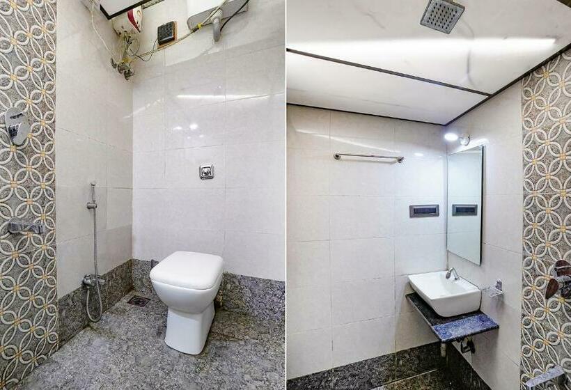 Номер Deluxe, Fabexpress White House   Nr Midc Khargar