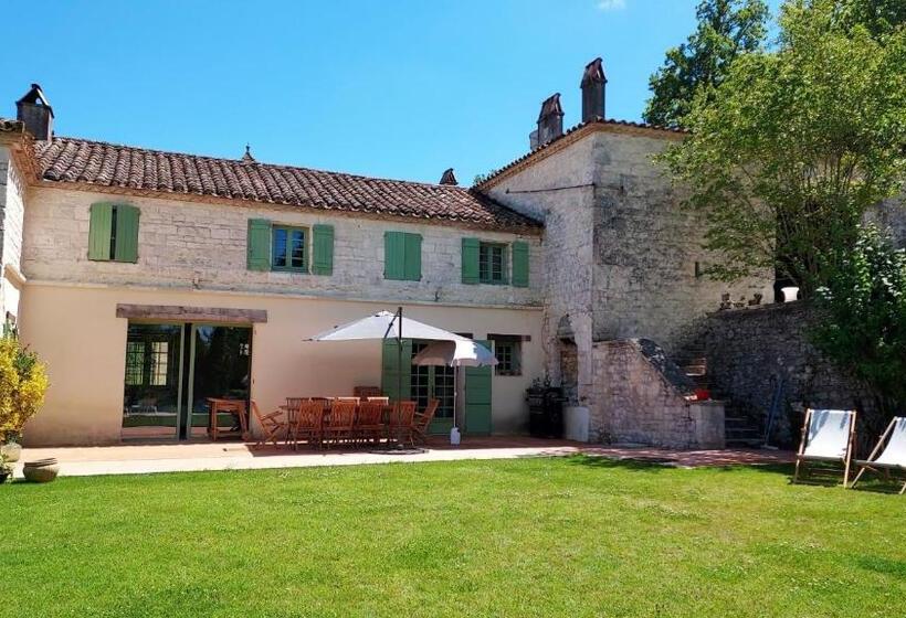 Номер Стандарт, Manoir Le Moulinal47   Vue Panoramique