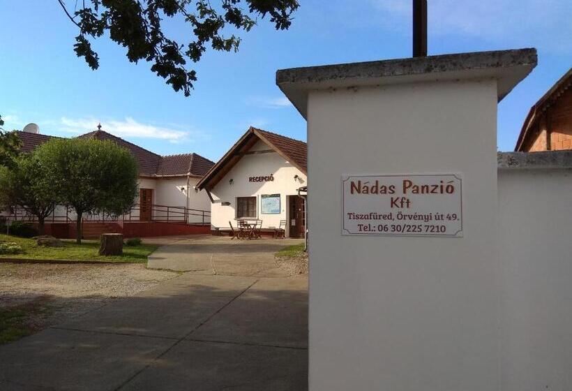 标准间, Nádas Pihenőpark