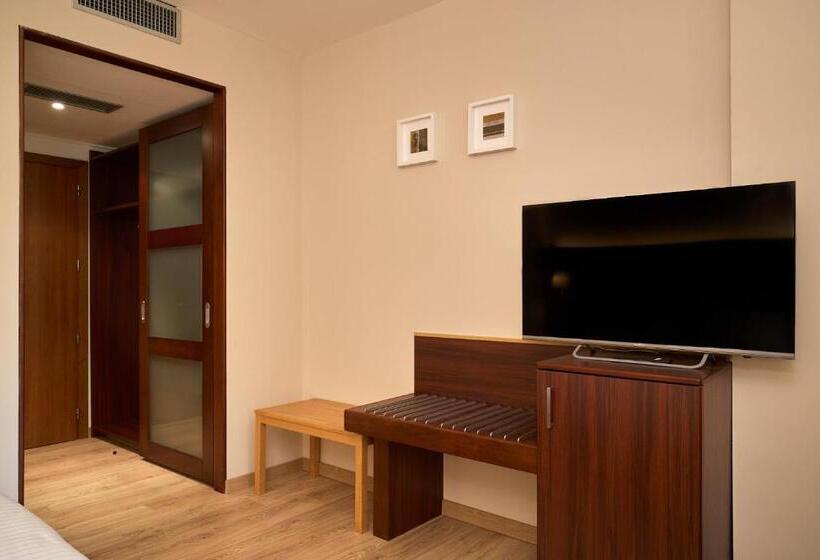 스탠다드 트리플 룸, Delfina Palace
