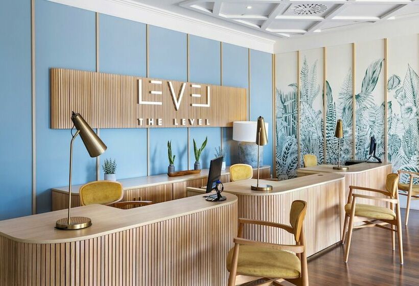 سوئیت پرزیدنت, Melia Villaitana
