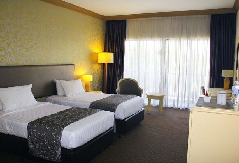 Номер Deluxe, Mines Beach Resort