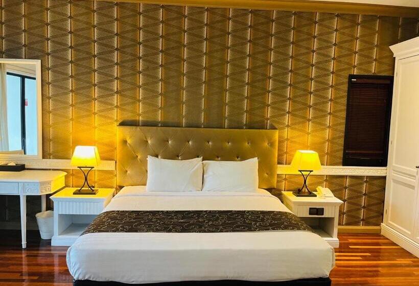 Президентский Люкс, Mines Beach Resort
