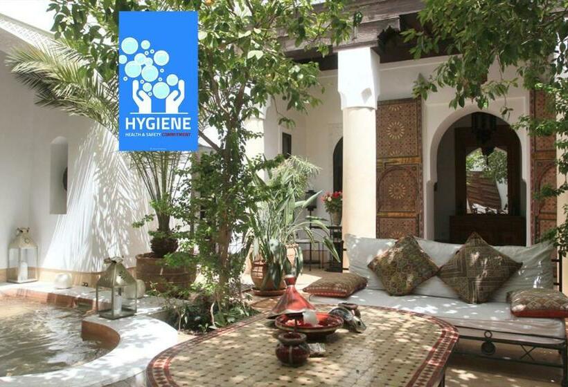 سوییت خانوادگی, Riad Karmela