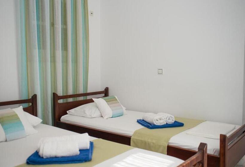 غرفة عائلية مطلّة علي البحر, Adonis Hotel Naxos