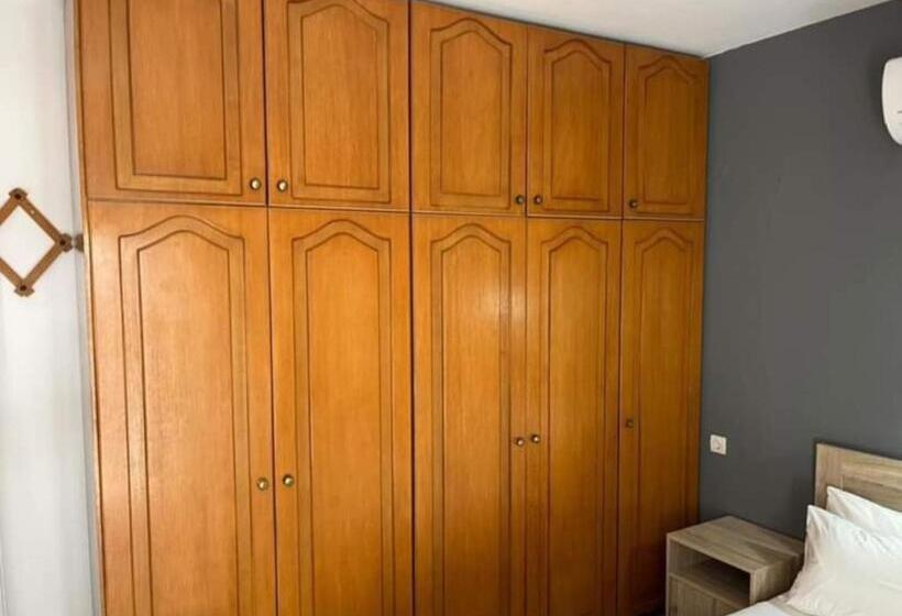 اتاق خانوادگی با چشم‌انداز باغ, Family House Faliraki Studios Apartments