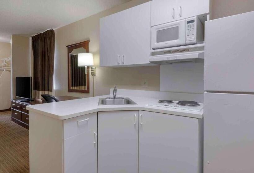 Студио Стандарт Кровать Кинг, Extended Stay America Suites   Orlando   Lake Mary   1036 Greenwood Blvd