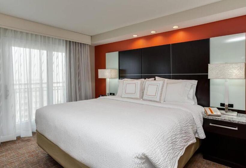 带大床的套房, Residence Inn By Marriott Daytona Beach Oceanfront