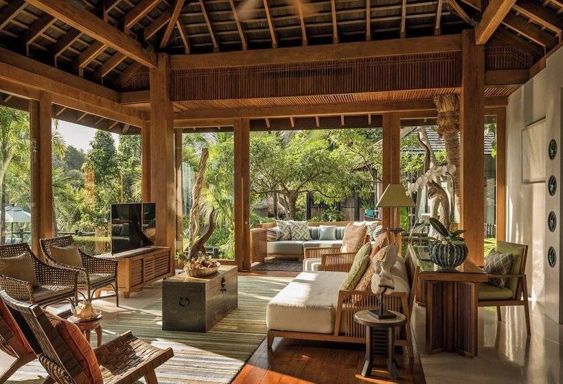 Вилла 3 Спальни с Бассейном, Four Seasons Resort Koh Samui