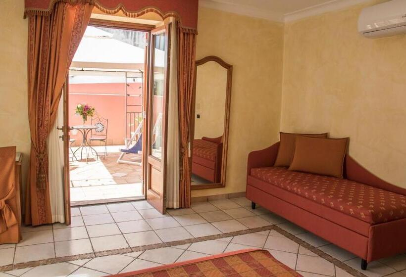 수피리어 스튜디오, Residence Alberghiero Eolie