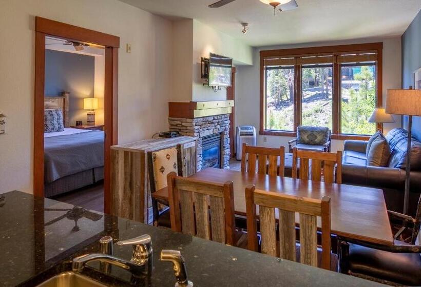 Апартаменты 1 Спальня, The Village Lodge