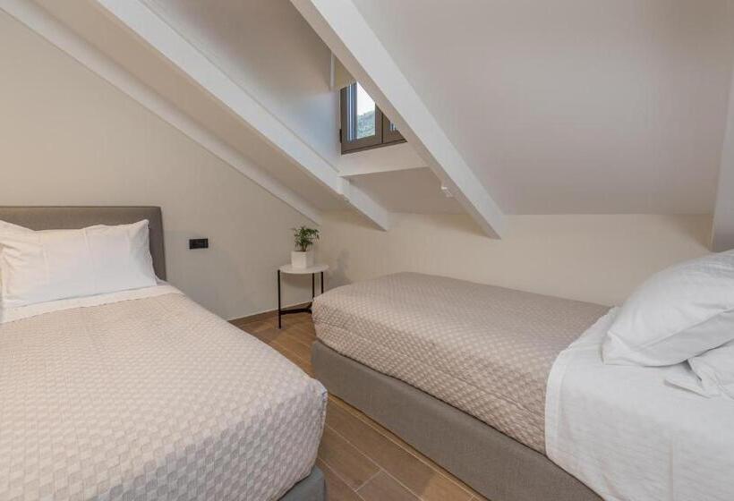 سوییت خانوادگی, Eptanisos Beachfront Suites Zante