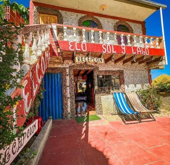 اتاق استاندارد سه نفره, Hostal Sol Y Lago