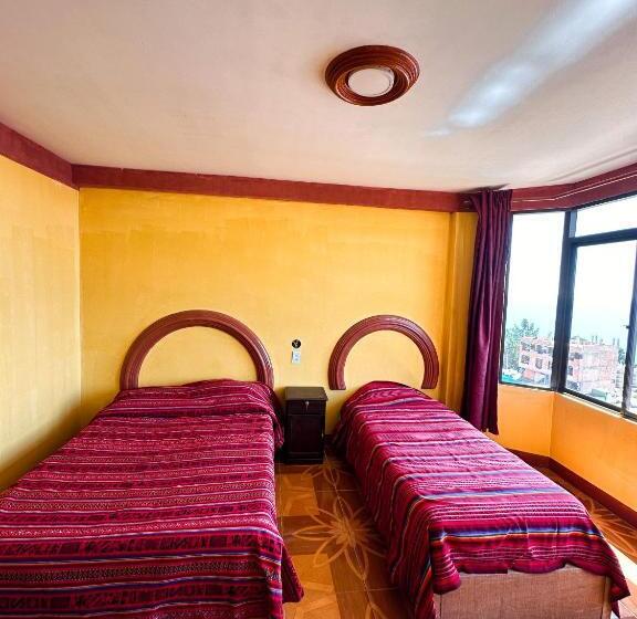 اتاق استاندارد با چشم‌انداز دریاچه, Hostal Sol Y Lago