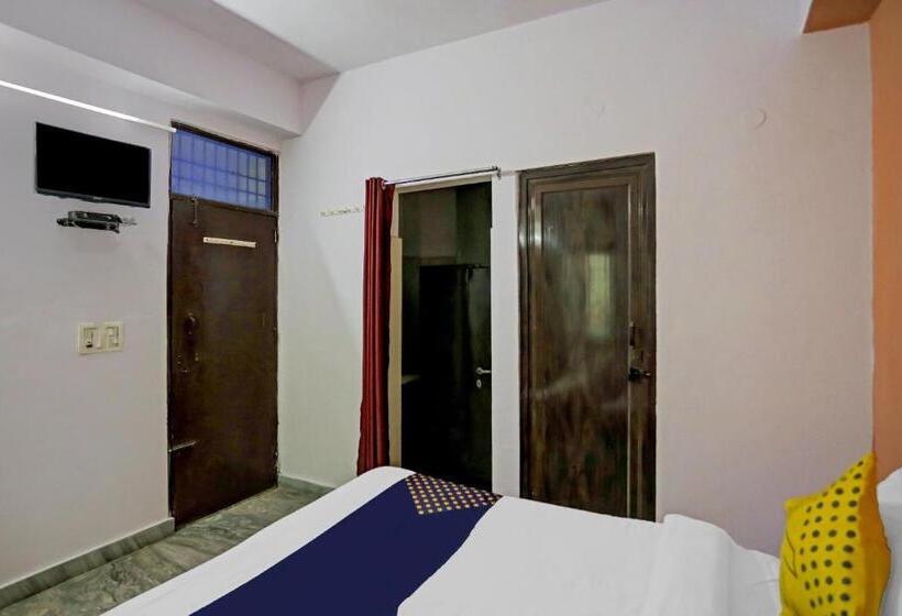 Трежместный Номер Economy, Spot On Raj Hotel Vip Near Worlds Of Wonder