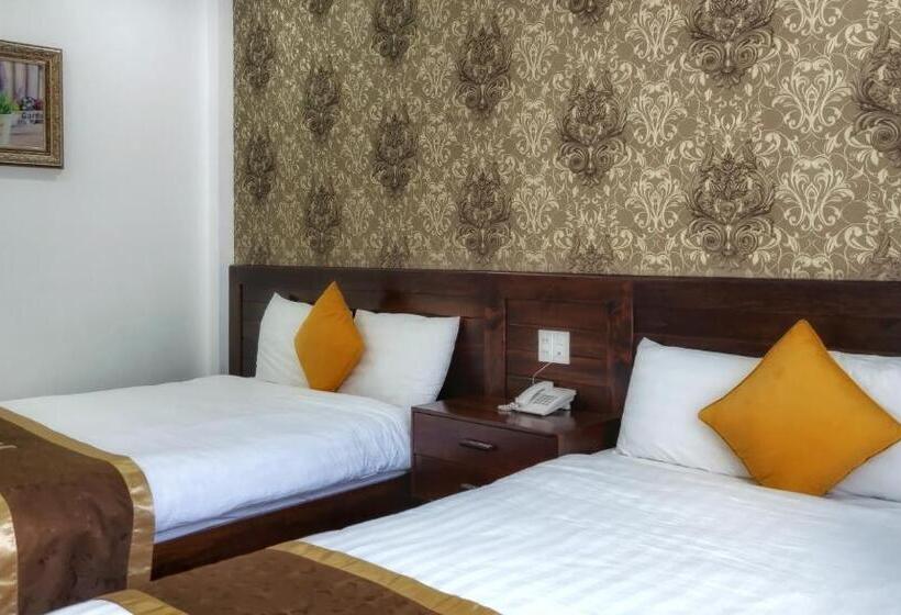 اتاق لوکس خانوادگی, La Pense E Hotel   Dalat