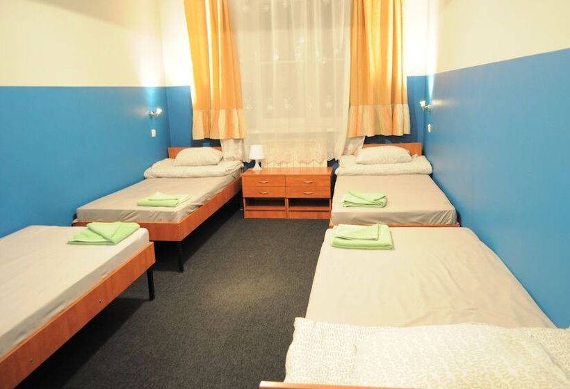 Четырехместный Номер Стандарт, Freedom Hostel