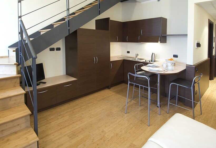 Номер Дюплекс, As Hotel Cambiago