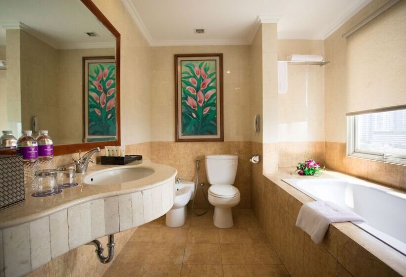 Президентский Люкс, Arion Suites Hotel Kemang