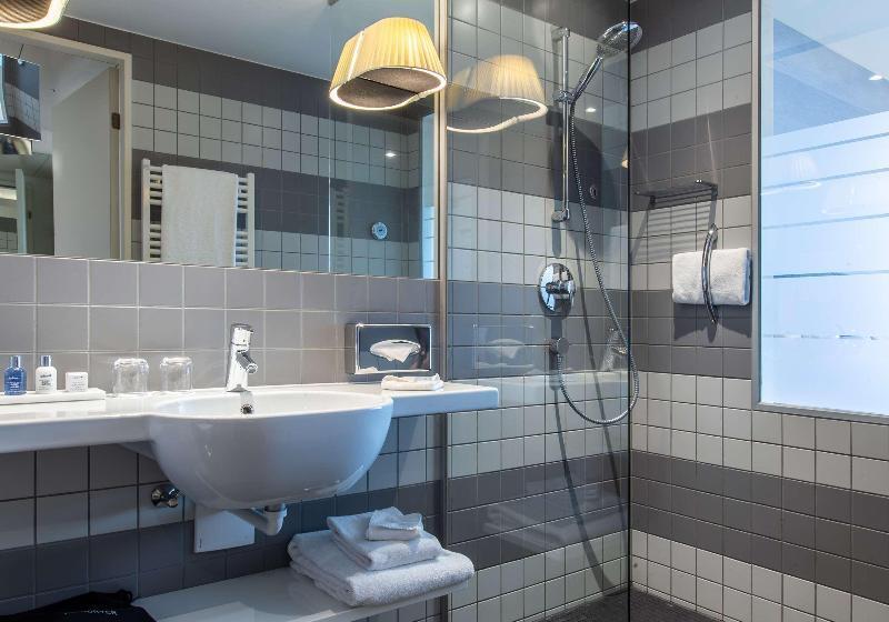 اتاق استاندارد, Radisson Blu Hotel Zurich Airport
