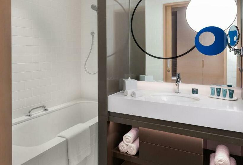 Номер Deluxe Кровать Кинг, Wyndham Dubai Deira