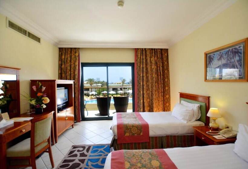 سوییت جونیور, Island View Resort