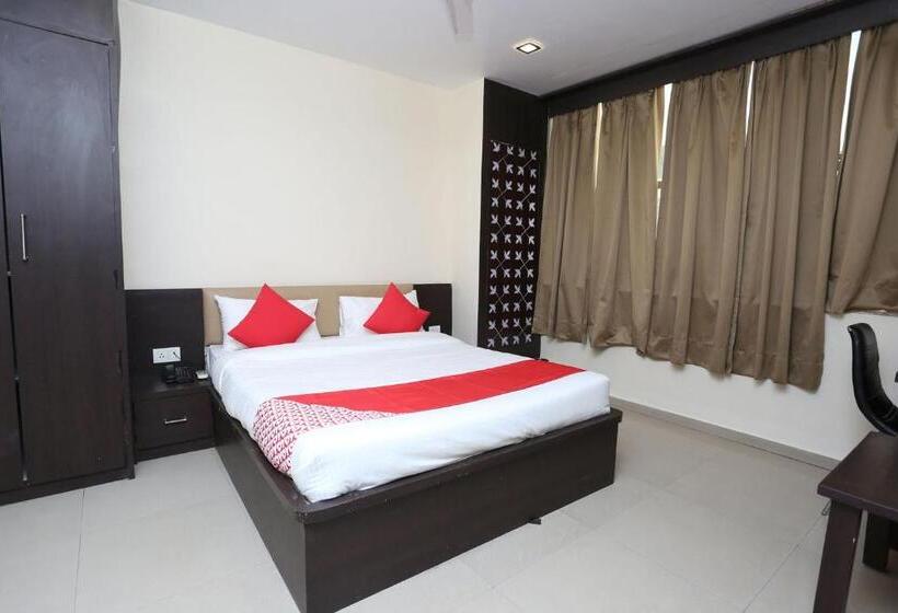 Трехместный Номер Классика, R K International Near Gautam Buddha Park